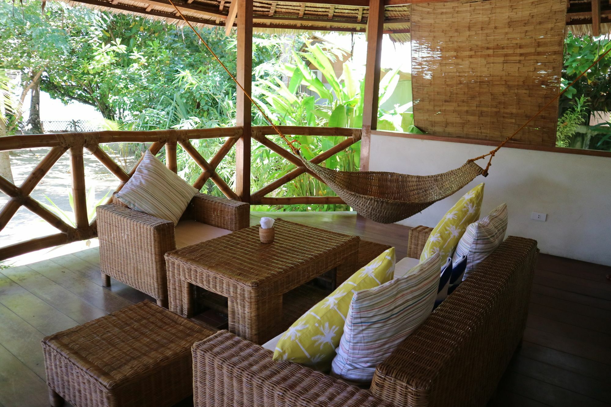 El Nido Mahogany Beach Luaran gambar